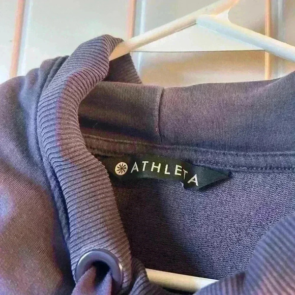 Athleta pullover hoodie - Picture 3 of 3